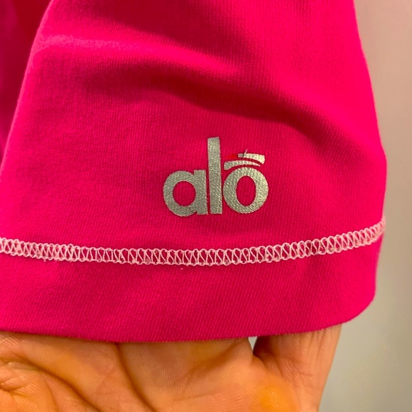 ALO YOGA Racer-Back Tank, Built-in Athletic Bra - Picture 5 of 7